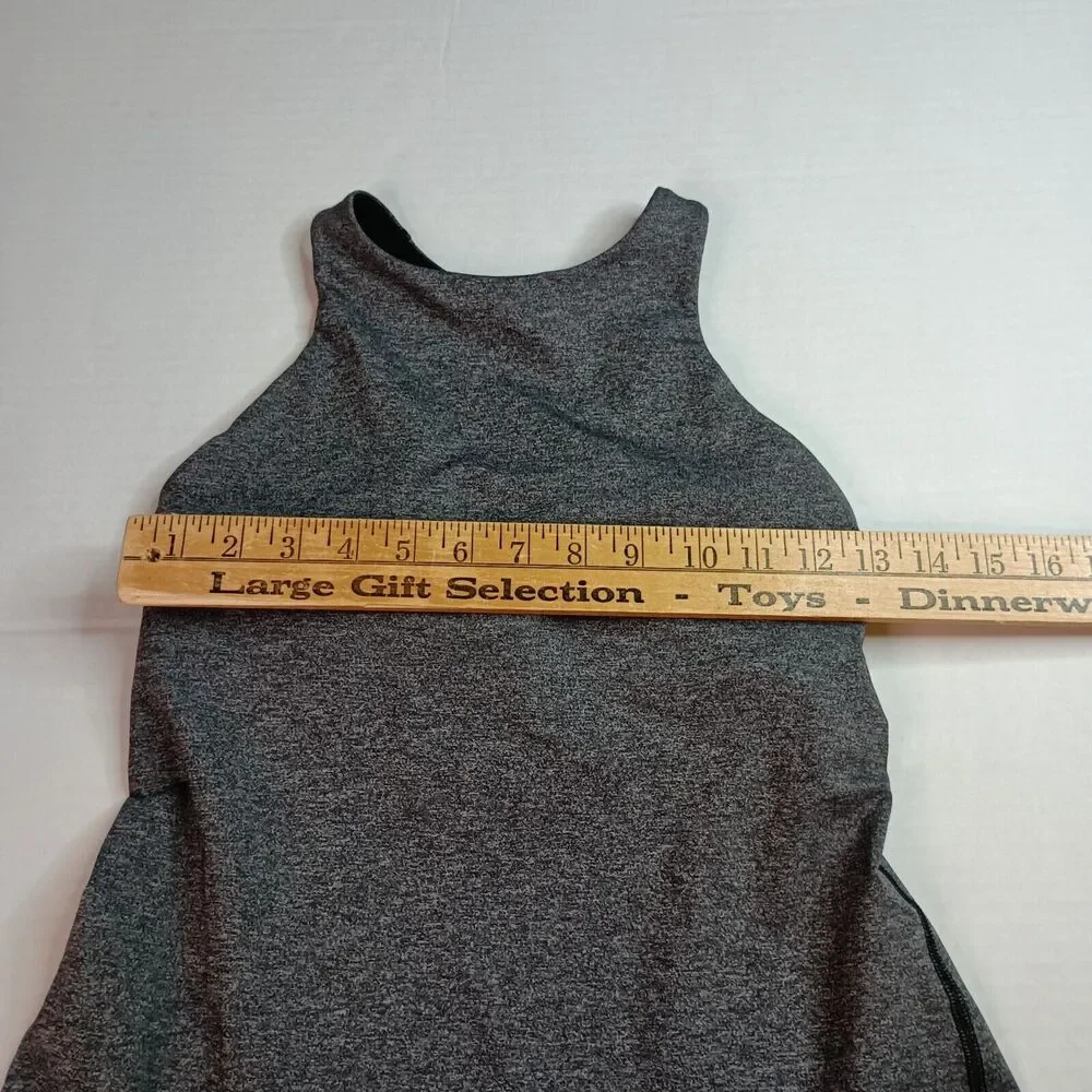 Lululemon Sports Bra Tank Top Women's 6‎ Basic Sleeveless Gray Solid Polyester